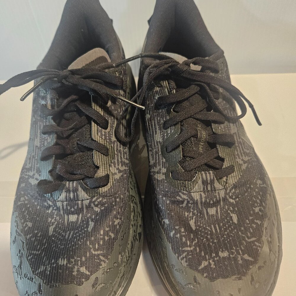 Hoka Women's 8.5 Wide Speedgoat 6 GTX Black/Outer Orbit